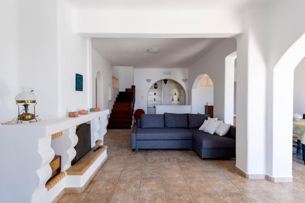 Parikia Cove Mansion Villa *